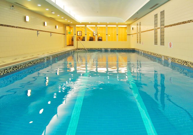 Imagen de la piscina del Hotel Inn On Prince and Conference Centre Truro. Foto 12