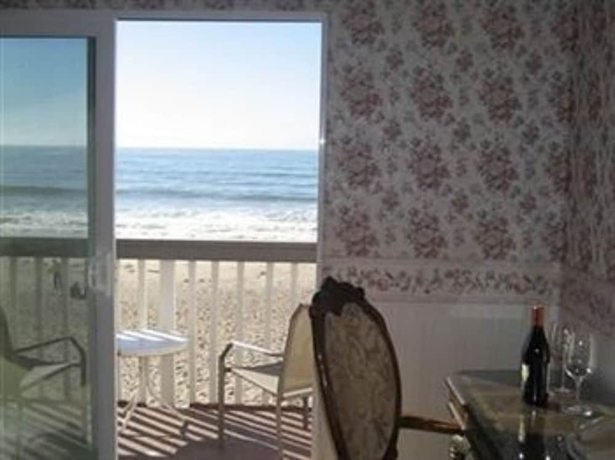 Imagen de los interiores del Hotel Inn On The Beach, Pierpont Bay. Foto 19