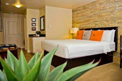 Imagen de la habitación del Hotel Inn On The Cliff. Foto 12