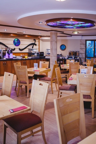 Imagen de los interiores del Hotel Inn On The Coast. Foto 14