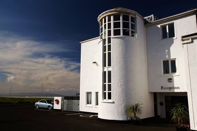 Imagen general del Hotel Inn On The Coast. Foto 2