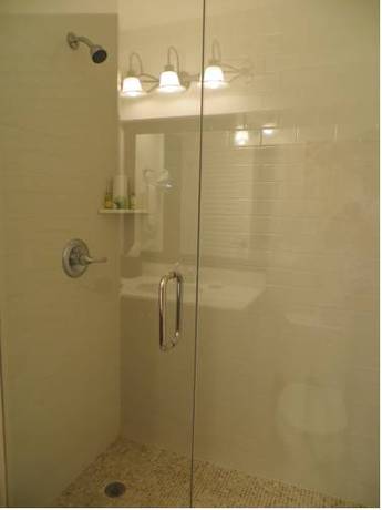 Imagen de la habitación del Hotel Inn On The Lakes. Foto 8