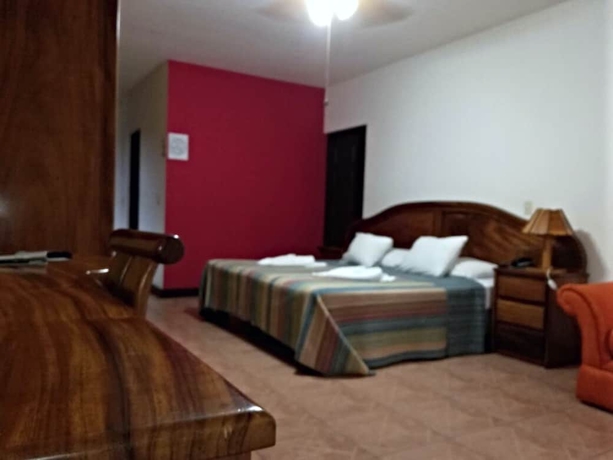 Imagen de la habitación del Hotel Inn On The Park. Foto 7