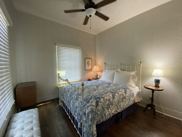 Imagen de la habitación del Hotel Inn On The River. Foto 18