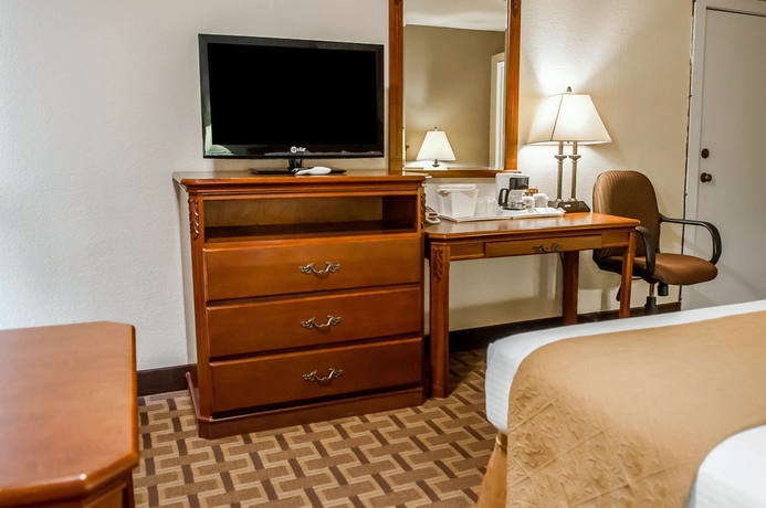 Imagen de la habitación del Hotel Inn Santa Fe. Foto 5