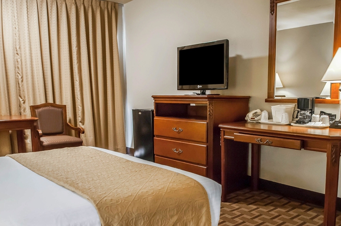 Imagen de la habitación del Hotel Inn Santa Fe. Foto 9