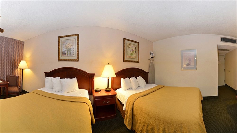 Imagen de la habitación del Hotel Inn Santa Fe. Foto 10