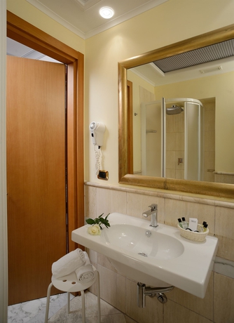 Imagen de la habitación del Hotel Inn Spagna. Foto 10