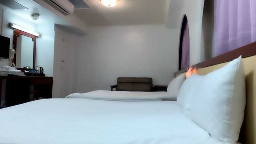 Imagen de la habitación del Hotel Inn Sun. Foto 15