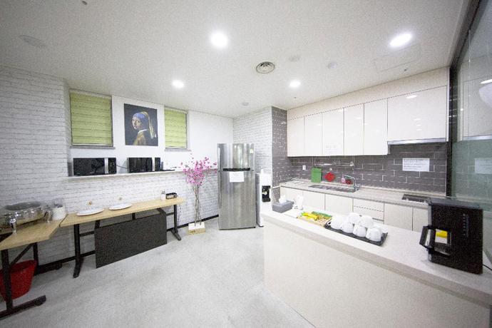 Imagen de los interiores del Hotel Inn The City Business Hotel. Foto 19