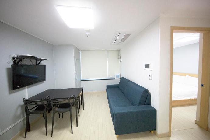 Imagen de la habitación del Hotel Inn The City Business Hotel. Foto 9