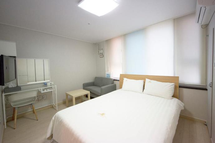 Imagen de la habitación del Hotel Inn The City Business Hotel. Foto 12