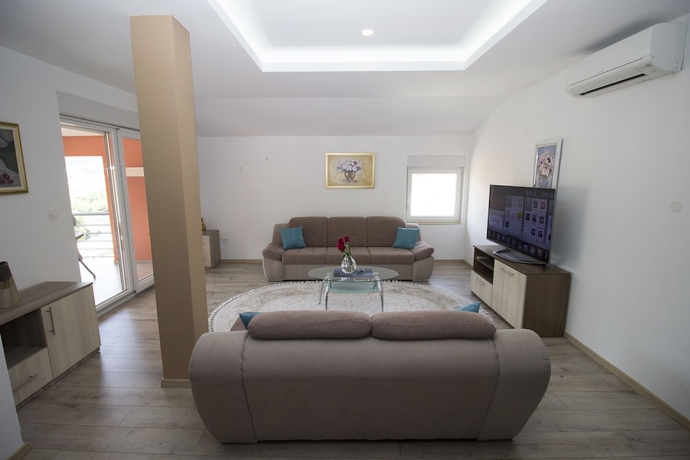 Imagen de la habitación del Hotel Inn Town Residence. Foto 7