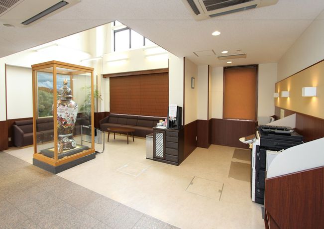 Imagen de los interiores del Hotel Inn Tsuruoka. Foto 10