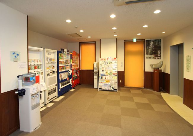 Imagen de los interiores del Hotel Inn Tsuruoka. Foto 12