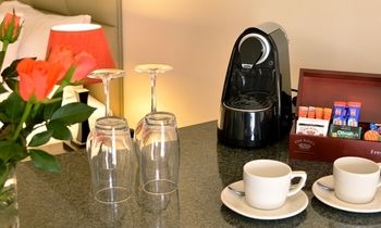 Imagen de los interiores del Hotel Inn and Out Plus Craighall. Foto 12