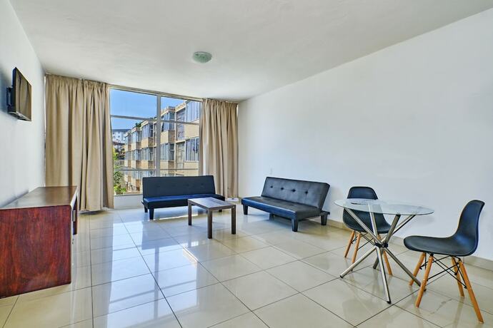 Imagen de la habitación del Hotel Inn and Out Sandton Park. Foto 13