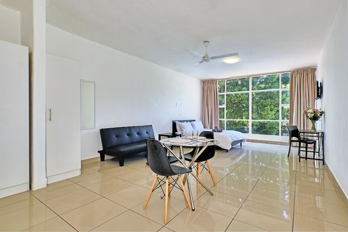 Imagen de la habitación del Hotel Inn and Out Sandton Park. Foto 19