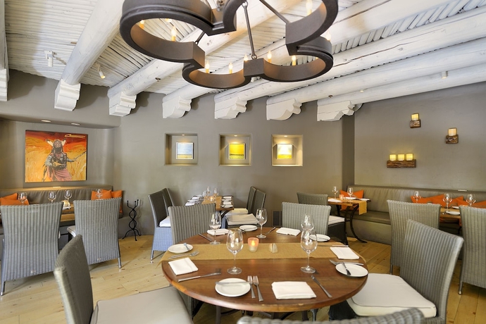 Imagen del bar/restaurante del Hotel Inn and Spa At Loretto. Foto 4