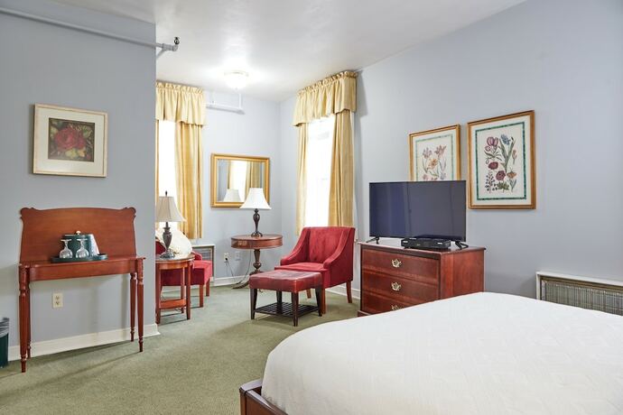 Imagen general del Hotel Inn at Longshore. Foto 1