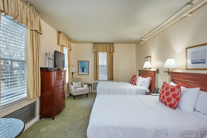 Imagen general del Hotel Inn at Longshore. Foto 4
