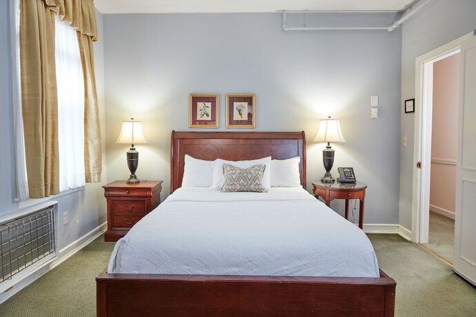 Imagen general del Hotel Inn at Longshore. Foto 5