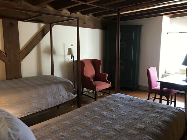 Imagen general del Hotel Inn at Millrace Pond. Foto 7