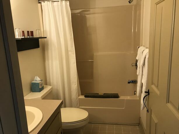 Imagen de la habitación del Hotel Inn at Millrace Pond. Foto 20