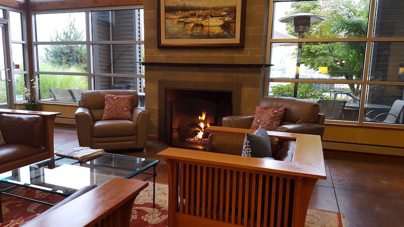 Imagen de los interiores del Hotel Inn at Port Gardner-Everett Waterfront, Ascend Collection. Foto 19