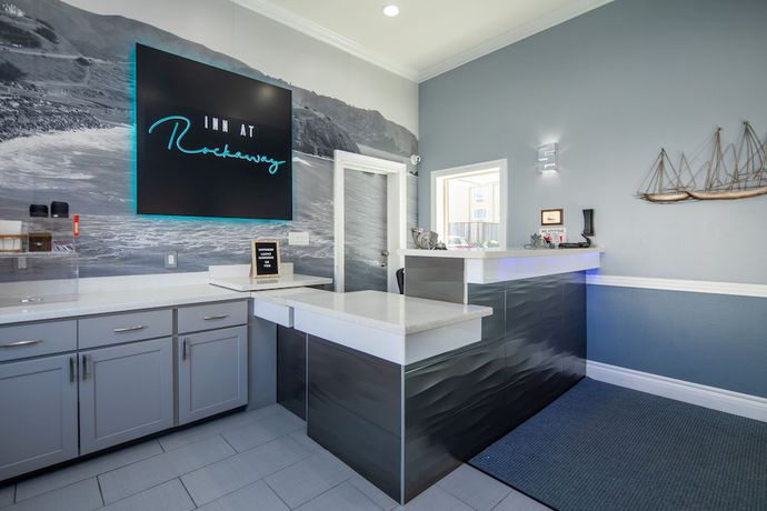 Imagen de los interiores del Hotel Inn at Rockaway San Francisco Pacifica. Foto 19