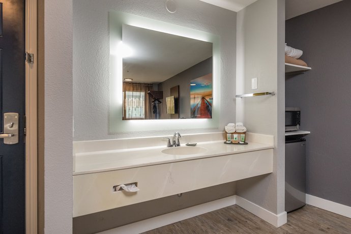 Imagen de la habitación del Hotel Inn at Rockaway San Francisco Pacifica. Foto 11