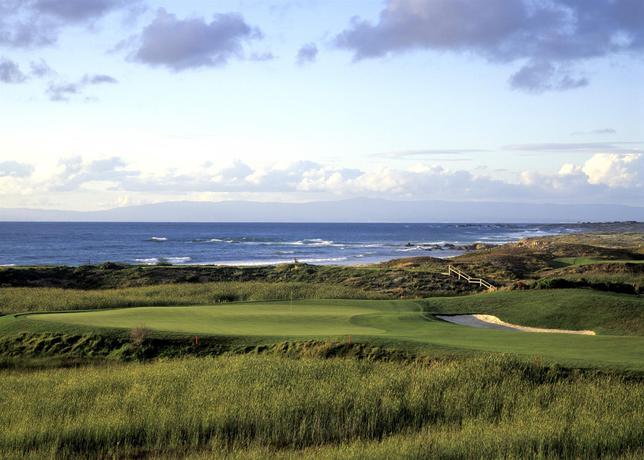 Imagen de los exteriores del Hotel Inn at Spanish Bay. Foto 6