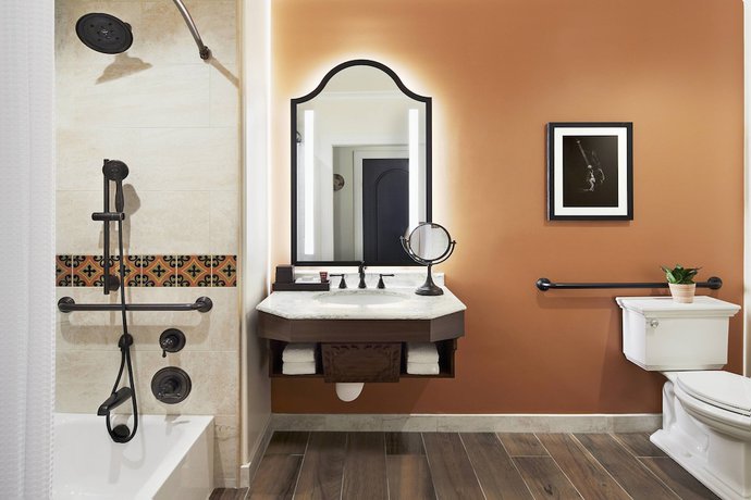 Imagen de la habitación del Hotel Inn at the Mission San Juan Capistrano, Autograph Collection by Marriott. Foto 9