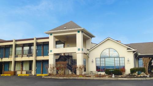 Imagen de los exteriores del Hotel Inn of Loudon. Foto 5