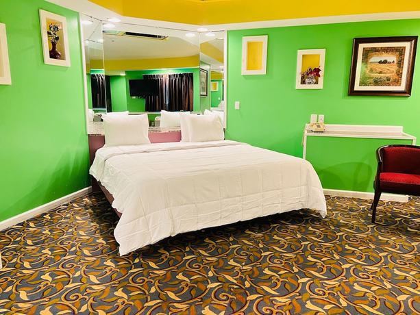 Imagen de la habitación del Hotel Inn of the Dove - Luxury Romantic Suites with Jacuzzi and Fireplace at Harrisburg-Hershey. Foto 6