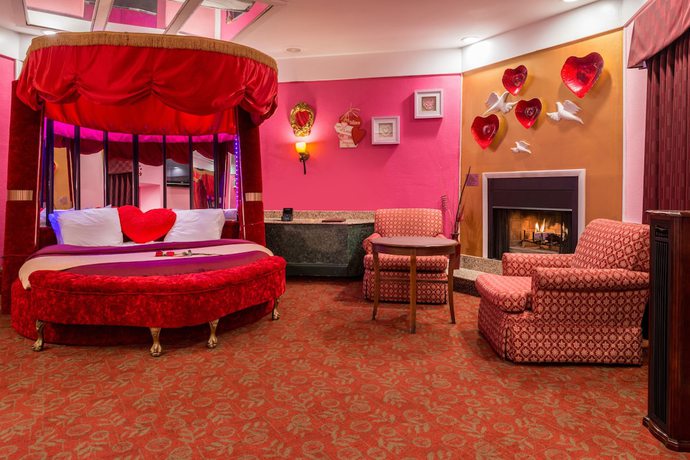 Imagen de la habitación del Hotel Inn of the Dove Romantic Suites with Jetted Tub and Fireplace. Foto 2