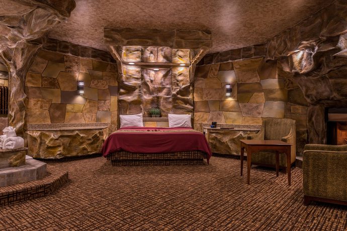 Imagen de la habitación del Hotel Inn of the Dove Romantic Suites with Jetted Tub and Fireplace. Foto 3