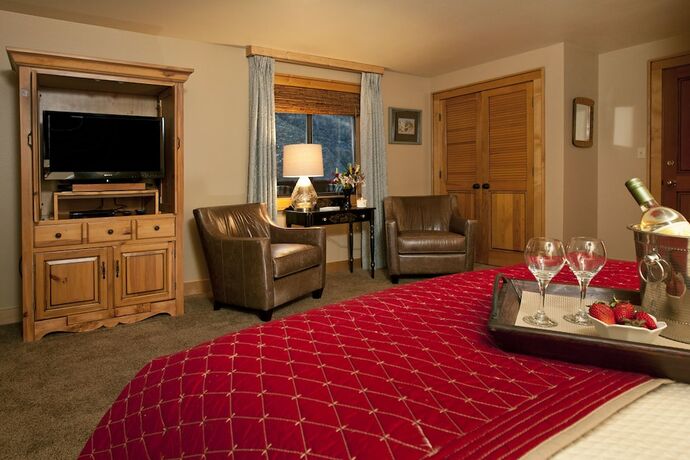 Imagen de la habitación del Hotel Inn on the Creek. Foto 18