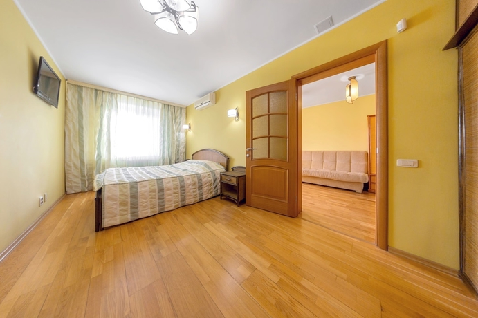 Imagen de la habitación del Hotel InnHome Apartments on Vorovskogo 36b. Foto 8
