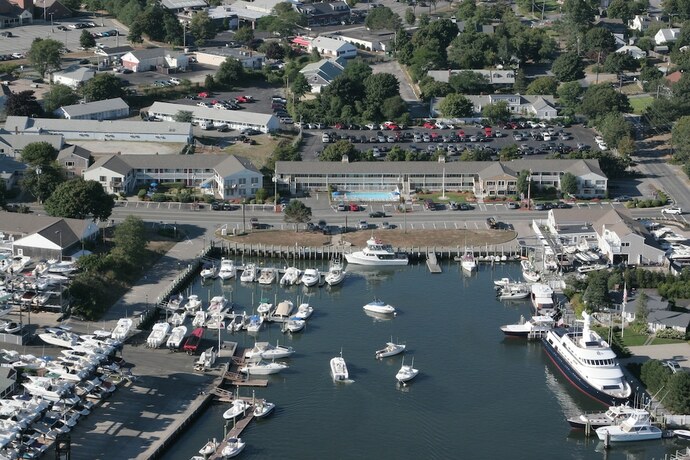 Imagen general del Hotel InnSeason Resorts HarborWalk. Foto 1