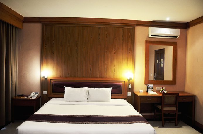 Imagen de la habitación del Hotel Inna Bali Beach Resort. Foto 4