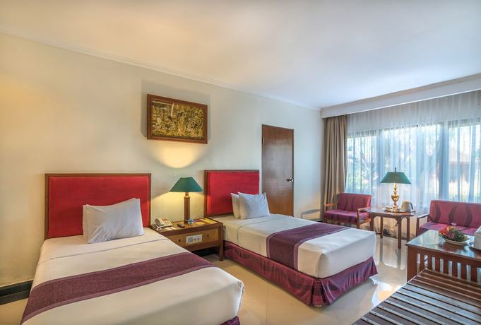 Imagen de la habitación del Hotel Inna Bali Beach Resort. Foto 5