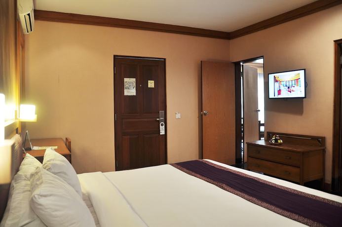 Imagen de la habitación del Hotel Inna Bali Beach Resort. Foto 19