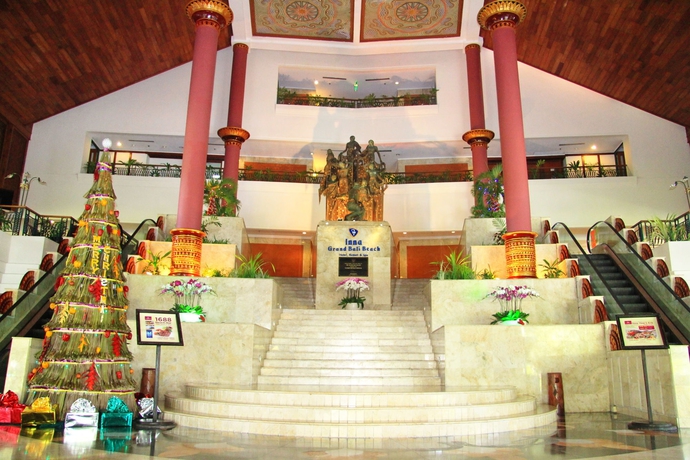 Imagen de los interiores del Hotel Inna Grand Bali Beach. Foto 11