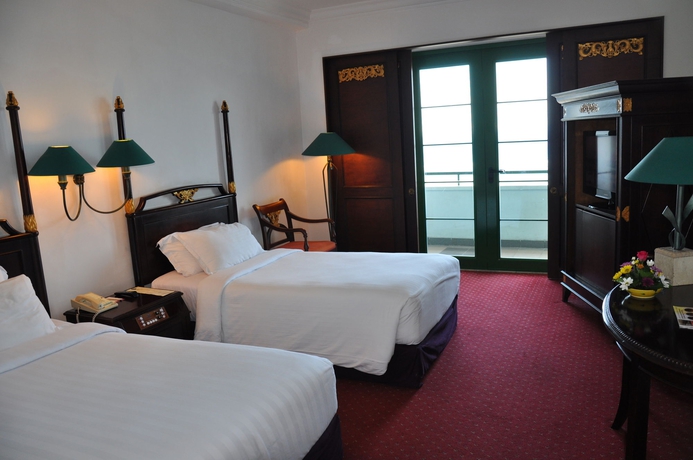 Imagen de la habitación del Hotel Inna Grand Bali Beach. Foto 6