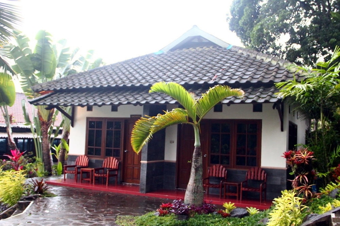 Imagen general del Hotel Inna Tretes. Foto 3