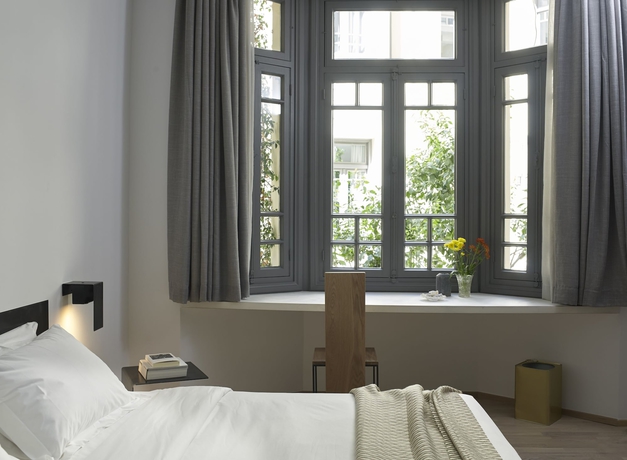 Imagen de la habitación del Hotel Innathens. Foto 6