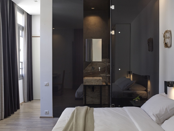 Imagen de la habitación del Hotel Innathens. Foto 9