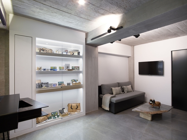 Imagen de los interiores del Hotel Innathens. Foto 18