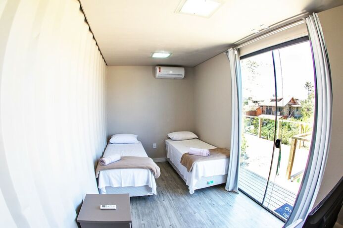Imagen de la habitación del Hotel Innbox - Praia Do Rosa - Hostel. Foto 11